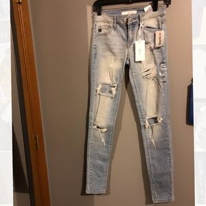 NEVER WORN KanCahn Jeans